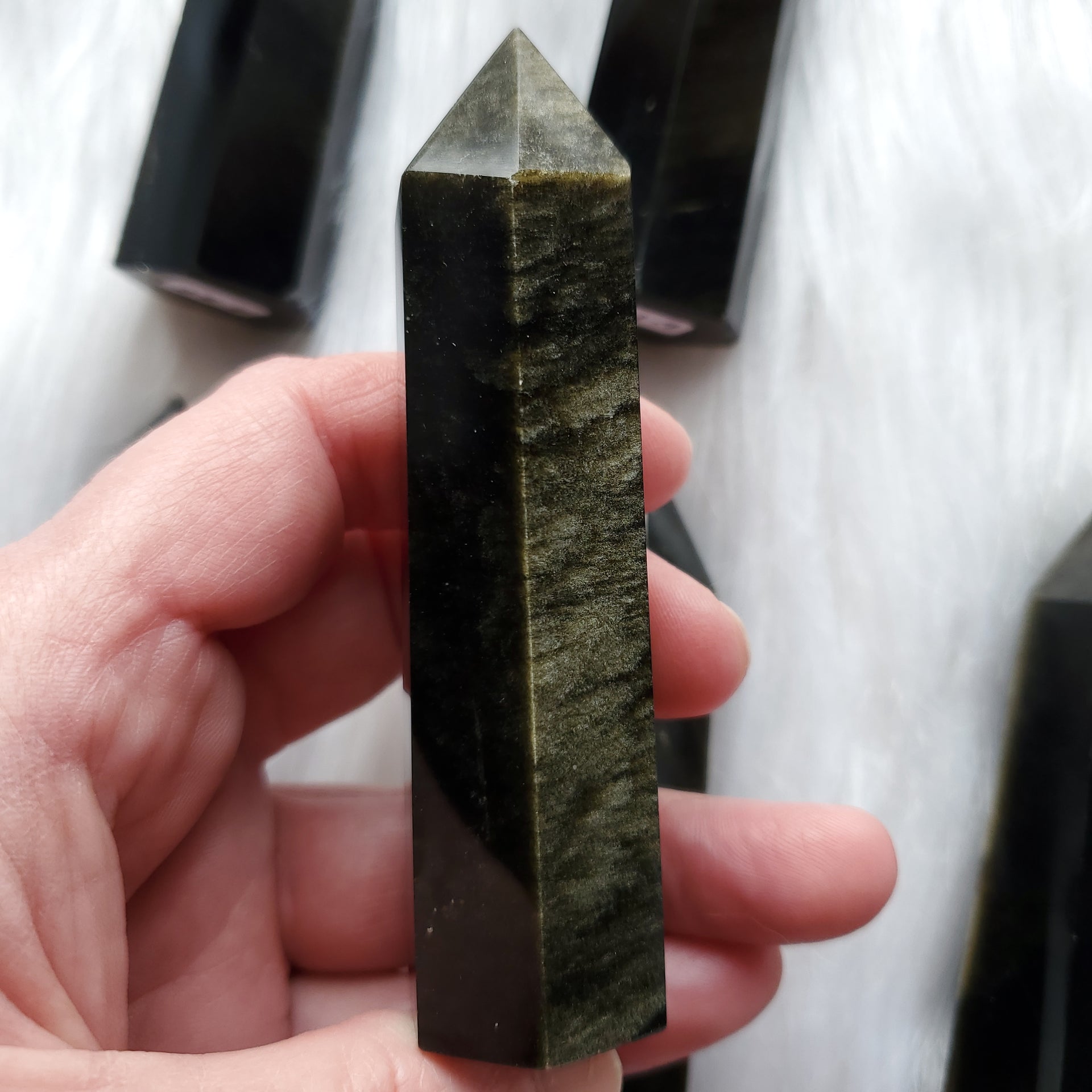 GOLD SHEEN OBSIDIAN TOWER