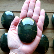JADE NEPHRITE PALM STONE