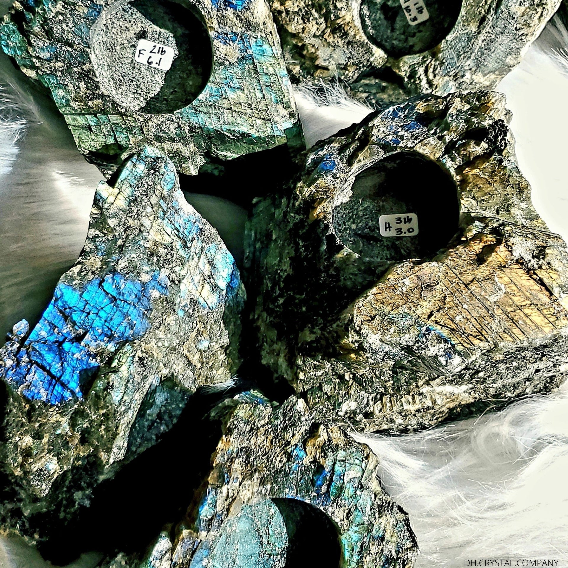 LABRADORITE (RAW) CANDLE HOLDER