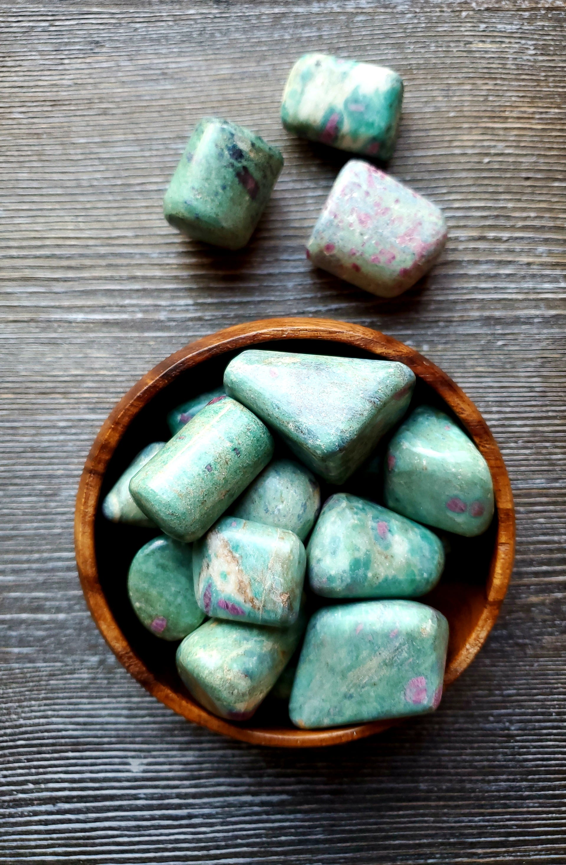 RUBY IN FUSCHITE TUMBLE