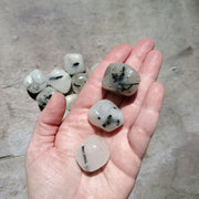 TOURMALINATED QUARTZ TUMBLE