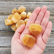 HONEY CALCITE TUMBLE