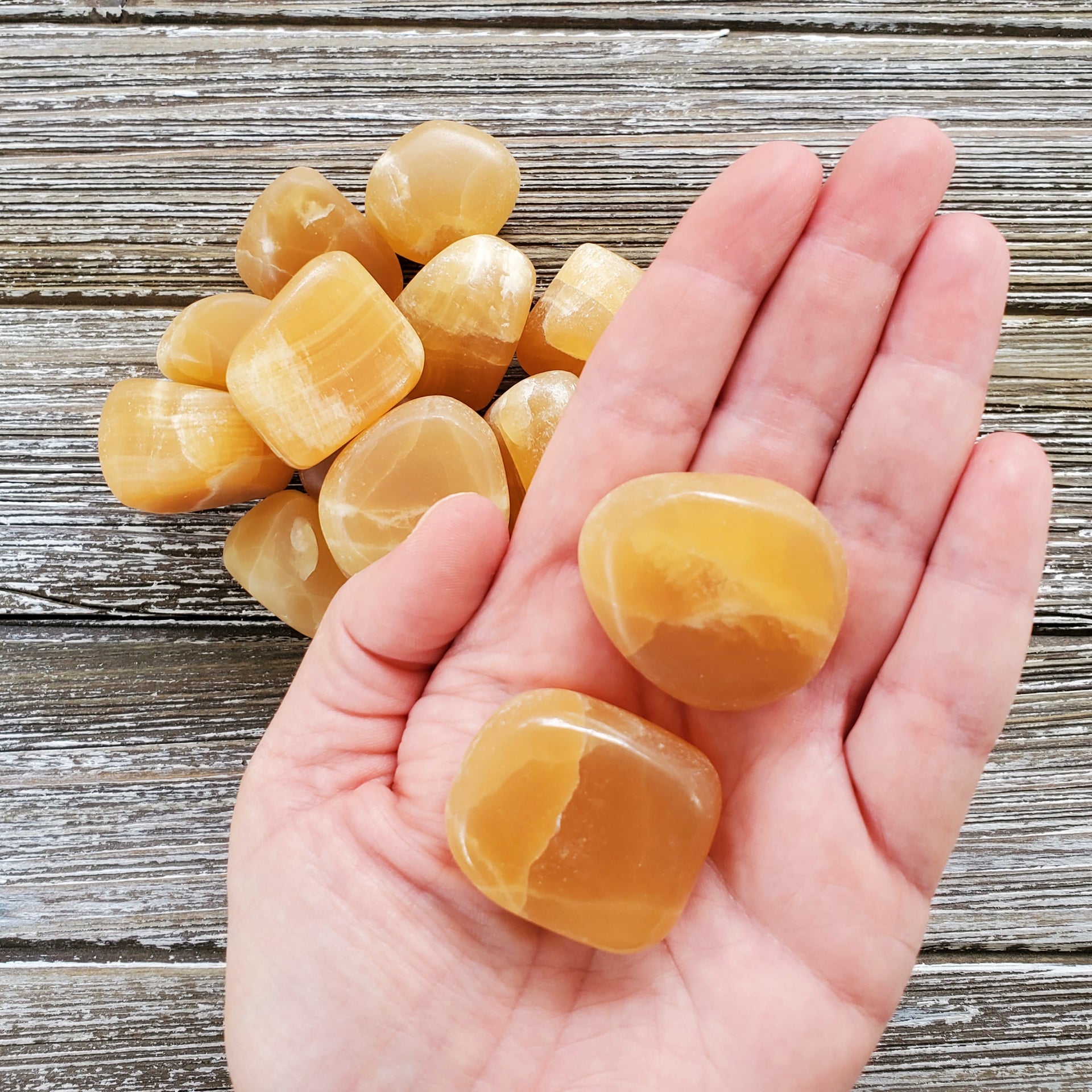 HONEY CALCITE TUMBLE